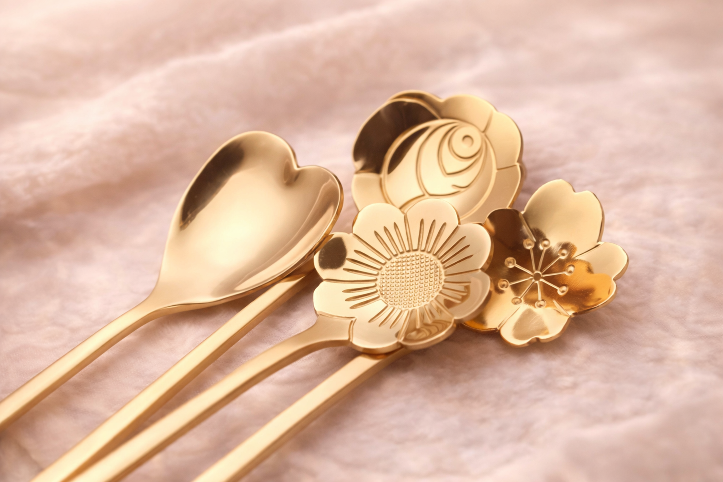 LuxeBloom Gold Teaspoon Set (4-Piece)